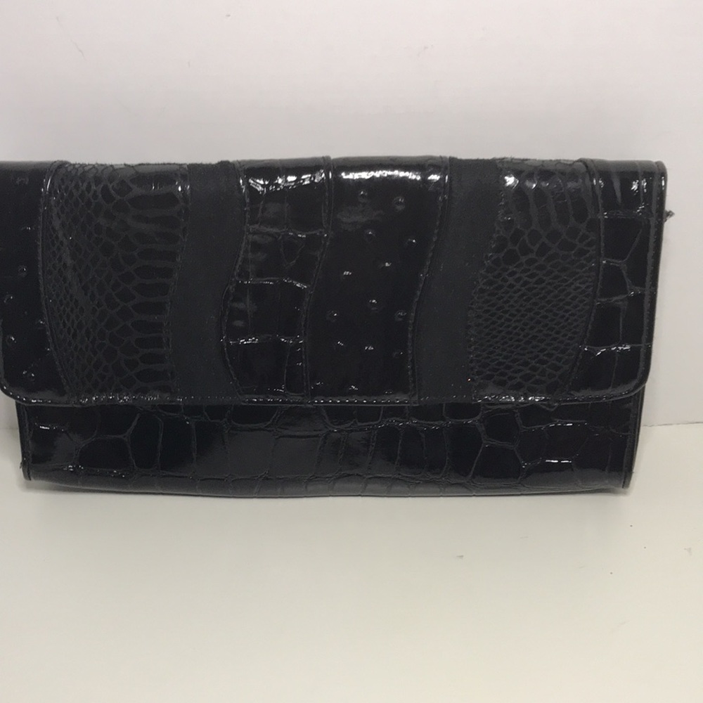 Baci Italy Clutch in Vegan Leather with detachable strap